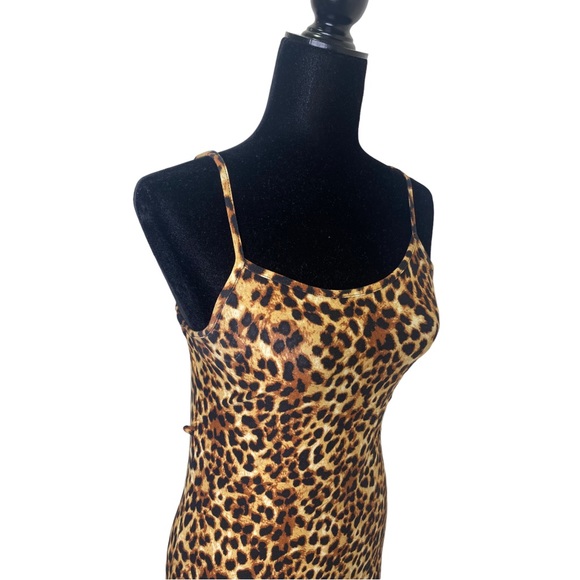 B Famous Cheetah Print Bodycon Maxi Dress Size M - Picture 3 of 7
